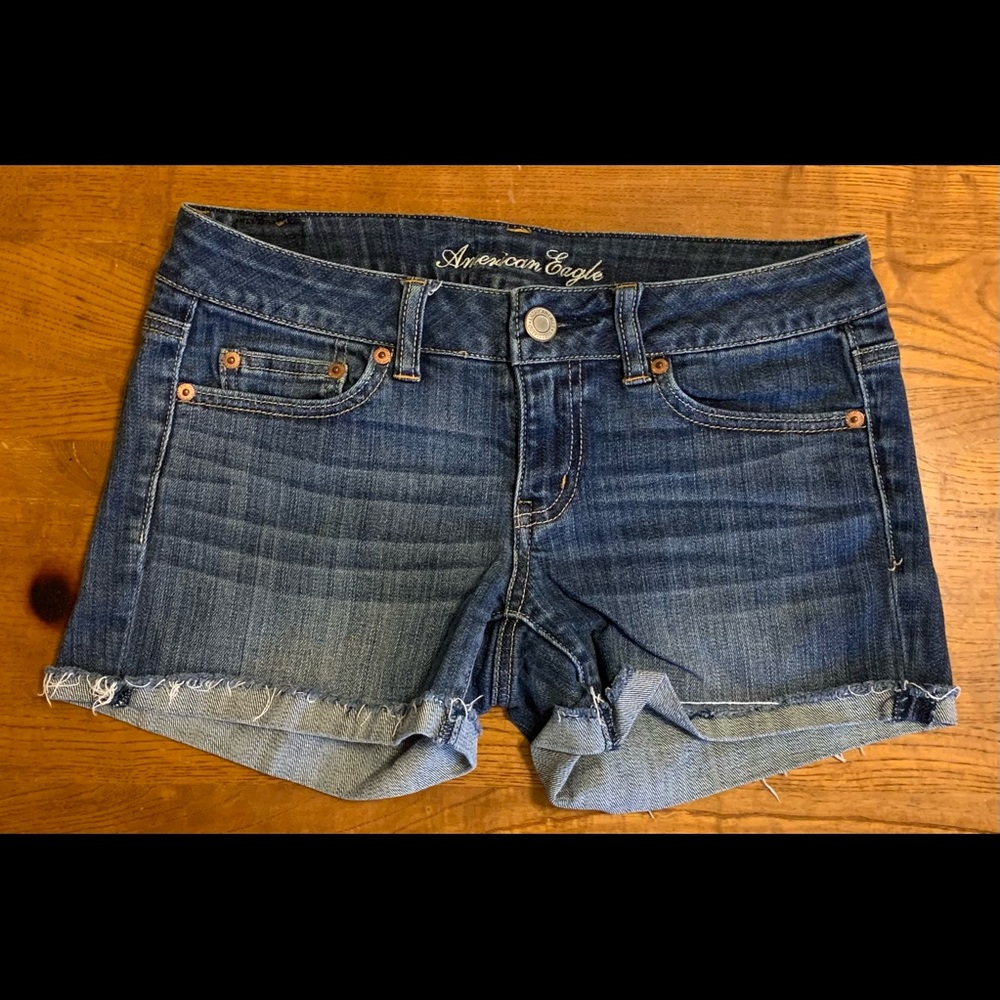 American eagle shorts size 4